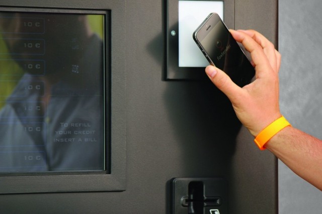 Máy pha đồ uống thông minh đọc được suy nghĩ khách hàng