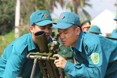 Lực lượng dân quân tự vệ trên địa bàn tỉnh huấn luyện nâng cao trình độ, chuyên môn