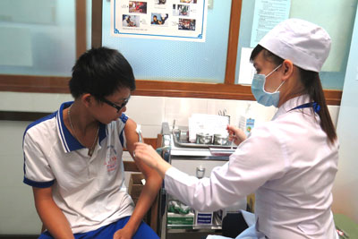 Vắc xin dịch vụ tại Khánh Hòa: Giá vẫn ổn định