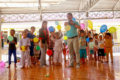 Trung thu sớm cho trẻ em có hoàn cảnh khó khăn