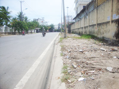 Không còn cảnh xà bần đổ trên lề đường