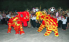 Dien Khanh District Children's House celebrates Moon Festival