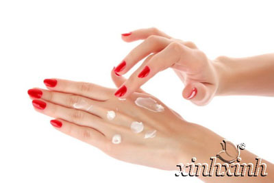 Giữ mãi sự trẻ trung cho đôi tay