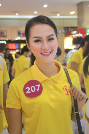 Người đẹp của Khánh Hòa dẫn đầu bình chọn "Thí sinh được yêu thích nhất"