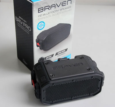 Loa không dây chống nước, hỗ trợ sạc năng lượng mặt trời