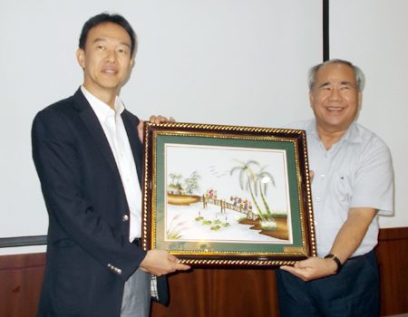 Lãnh đạo tỉnh Khánh Hòa làm việc với JICA về dự án nâng cấp Cảng cá Đá Bạc