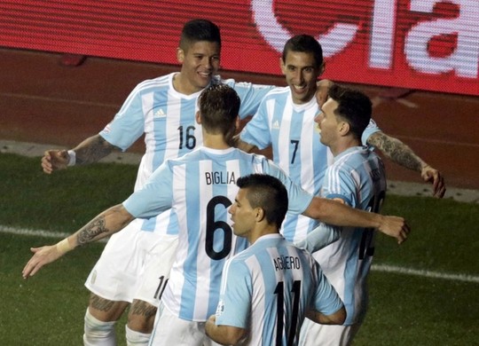 Argentina trở lại với vị trí số 1 thế giới hồi tháng 7-2015.