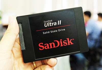  Sandisk Ultra II là ổ hiếm hoi trên thị trường có dung lượng 240 GB nhưng giá 2,7 triệu đồng