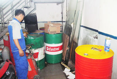 Cần tăng cường quản lý chất thải dầu nhớt