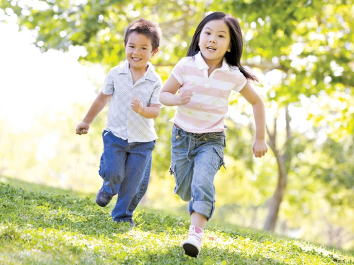 Ngồi nhiều không tốt cho trẻ