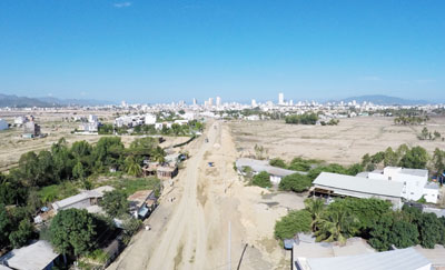 Quản lý chặt đầu tư công