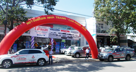 Những chiếc xe tham gia hành trình tại thành phố Nha Trang