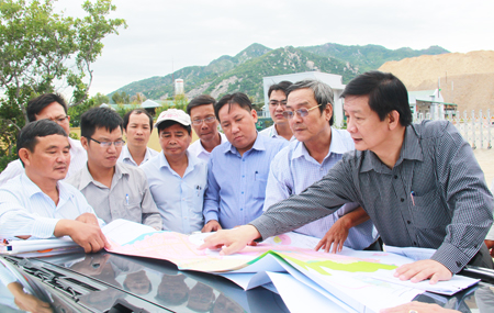 Kiểm tra tình hình thực hiện 2 dự án cụm công nghiệp