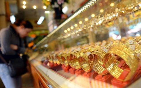 Giá vàng SJC giảm trở lại 34 triệu đồng/lượng