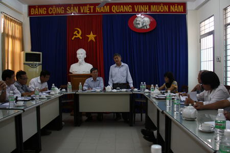 Quang cảnh buổi làm việc.