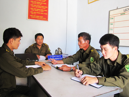 Công an xã Diên Đồng họp bàn nghiệp vụ