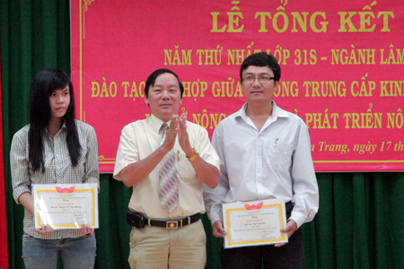 Tổng kết lớp đào tạo ngành Lâm sinh