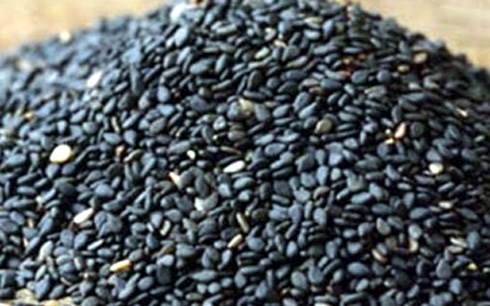 Chị em muốn đẹp tóc nên ăn vừng đen