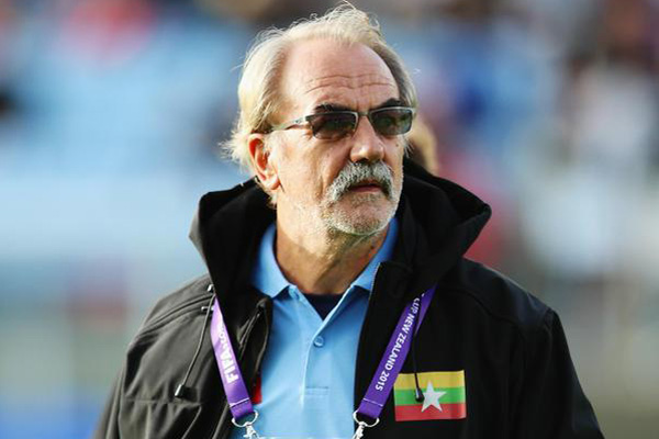 Đội tuyển bóng đá quốc gia Myamar có huấn luyện viên mới