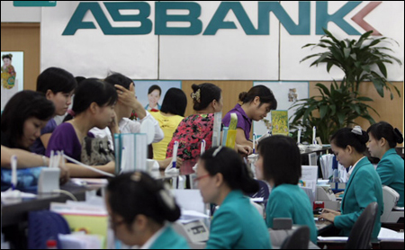 Moody's lần đầu tiên xếp hạng tín nhiệm mức B2 cho ABBANK