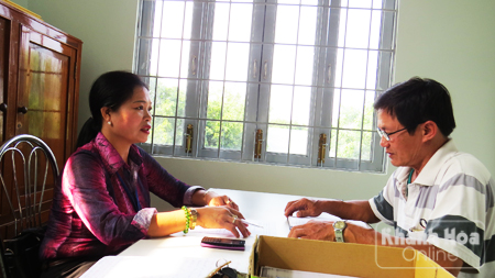 Chị Trần Thị Mai - Chủ tịch Hội Chữ thập đỏ phường Cam Nghĩa, TP. Cam Ranh là một trong những người tình nguyện &nbsp;tham gia hiến xác cho Trường Đại học Y dược TP. Hồ Chí Minh