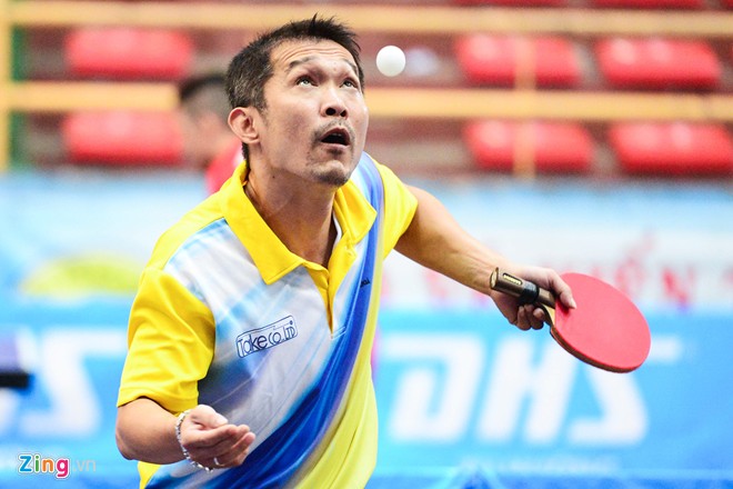 Tay vợt già nhất bóng bàn Việt Nam lại lên ngôi vô địch
