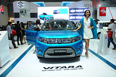 Suzuki Vitara giá từ 729 triệu