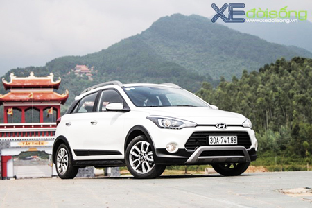 Hyundai i20 Active cũng nằm cùng phân khúc với Ford EcoSport