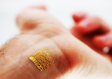 Nhiệt kế siêu mỏng gắn lên da để đo nhiệt độ