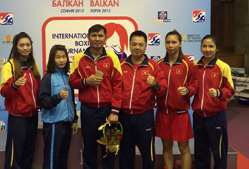 Vietnam gets gold at International Boxing Tournament BALKAN 2015