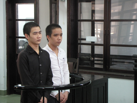 Nhậu xong, rủ nhau đi trộm, cướp