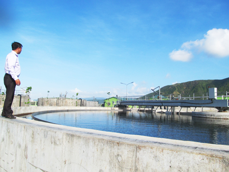 Bể xử lý nước thải hiện đại tại Trạm xử lý nước thải phía nam (Nha Trang), vốn tài trợ của Ngân hàng Thế giới