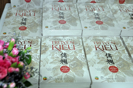 Ra mắt ấn bản "Truyện Kiều" bằng chữ Nôm và quốc ngữ