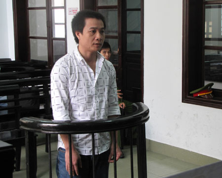 Kẻ quậy phá, chống người thi hành công vụ lãnh án