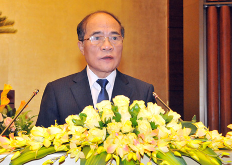 Chủ tịch Quốc hội Nguyễn Sinh Hùng phát biểu bế mạc kỳ họp thứ 10,  Quốc hội khóa XIII. (Nguồn: daibieunhandan.vn)