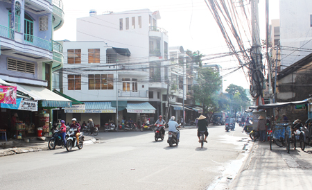 Ngã ba đường Phương Sài và đường Bến Cá đã rất thông thoáng