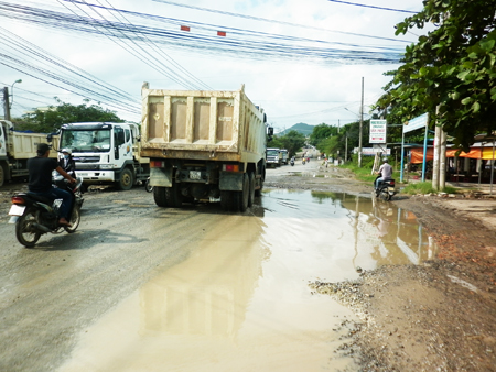 Đường hư hỏng