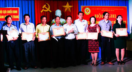 Giải quyết việc làm cho gần 1.000 lao động