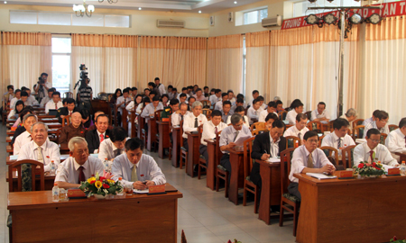 Quang cảnh kỳ họp