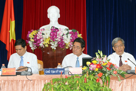 Chủ tọa kỳ họp