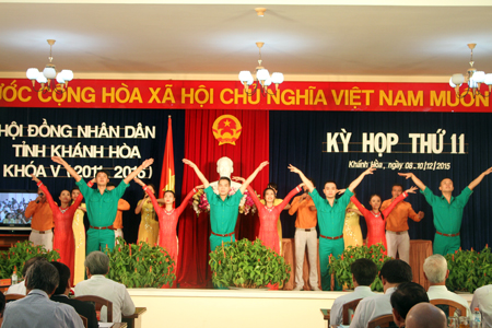 Văn nghệ chào mừng 70 năm ngày Tổng tuyển cử đầu tiên bầu Quốc hội Việt Nam (6-1-1946 – 6-1-2016).