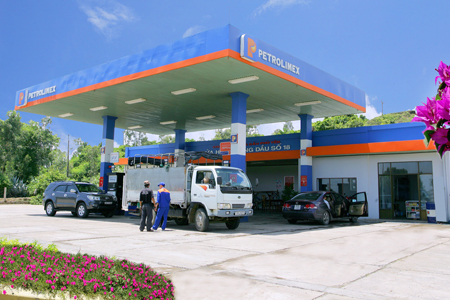 Nhiều trạm bán xăng, dầu được thành lập mới