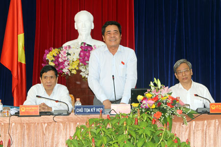 Ông Lê Thanh Quang - Ủy viên Trung ương Đảng, Bí thư Tỉnh ủy, Chủ tịch HĐND tỉnh điều hành ngày làm việc thứ 2.