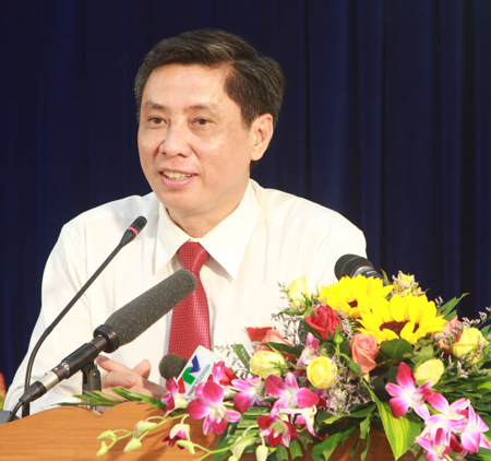 Ông Lê Đức Vinh