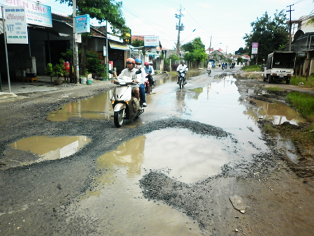 Tỉnh lộ hư hỏng