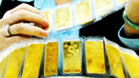 ​Giá vàng trong nước lại cao hơn thế giới