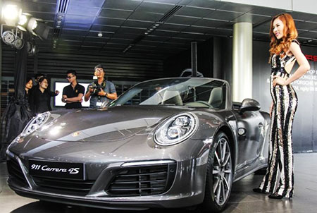 Phiên bản 911 Carrera 4S