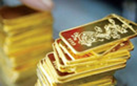 Giá vàng giảm trước phiên họp chính sách của FED