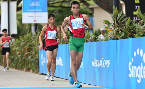 Thành Ngưng (321) thi đấu xuất sắc, đoạt vé đến Olympic 2016. Ảnh: Đức Đồng.