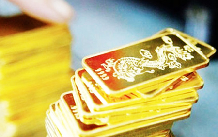 Vàng SJC tiếp tục lao dốc, còn 33,45 triệu đồng/lượng